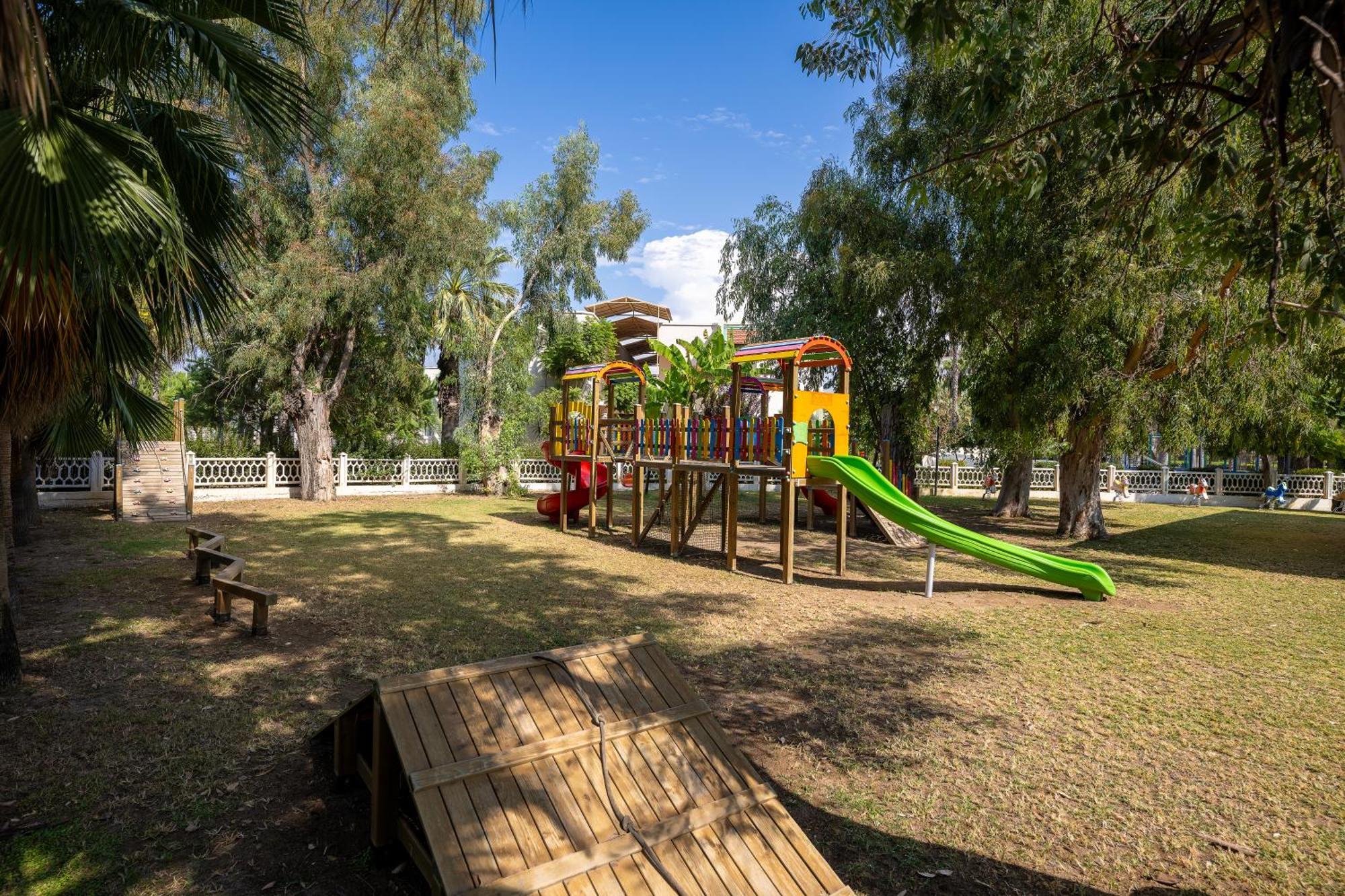 Adora Hotel & Resort Белек Екстер'єр фото