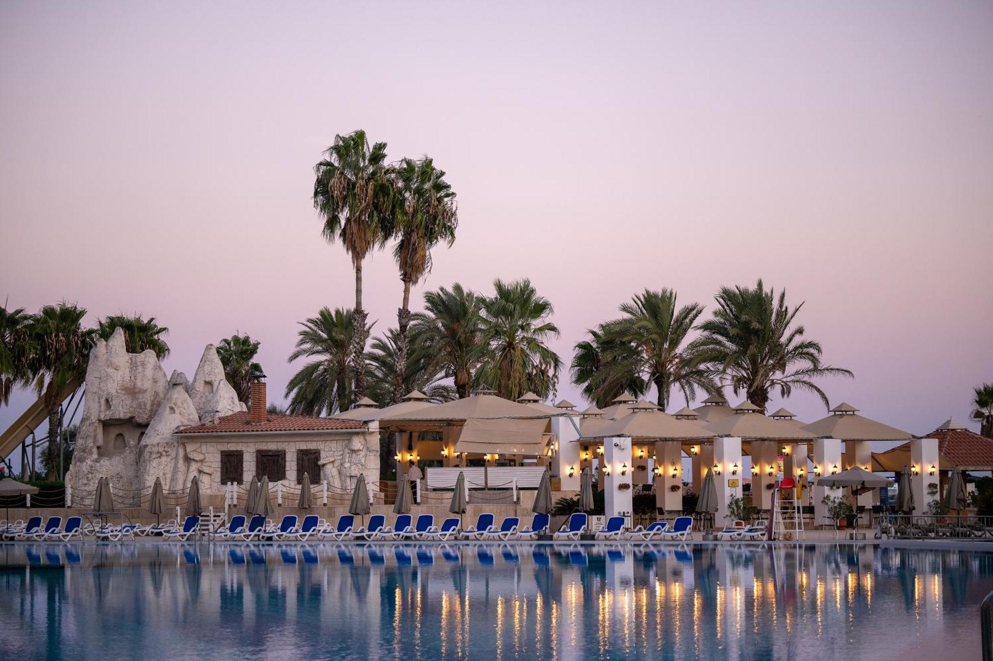 Adora Hotel & Resort Белек Екстер'єр фото